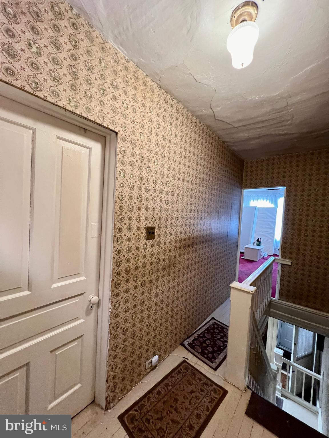 ELMWOOD PARK - Residential