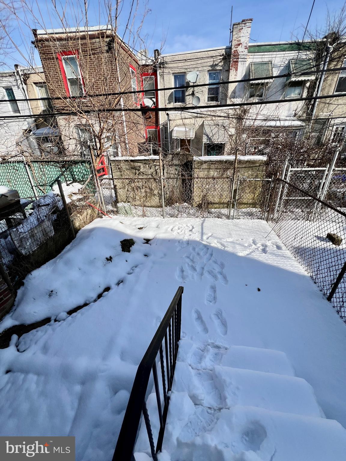 ELMWOOD PARK - Residential