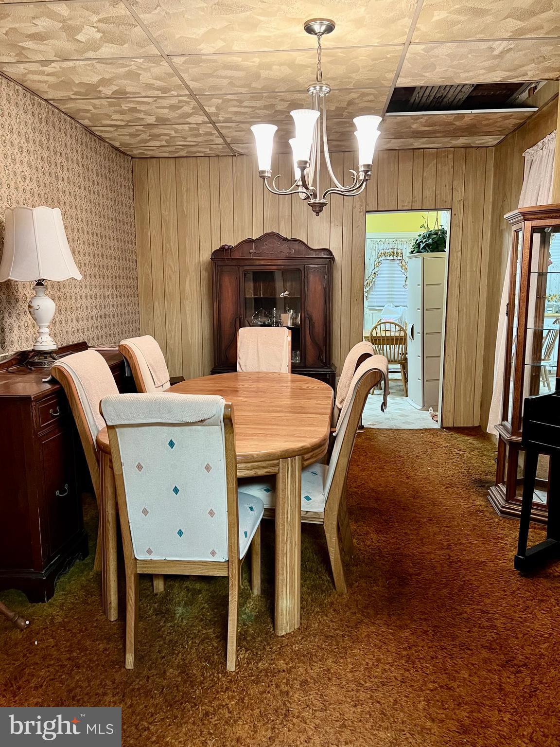 ELMWOOD PARK - Residential