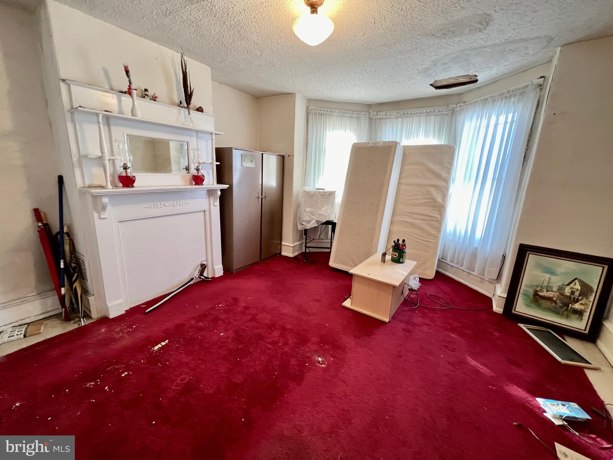 ELMWOOD PARK - Residential