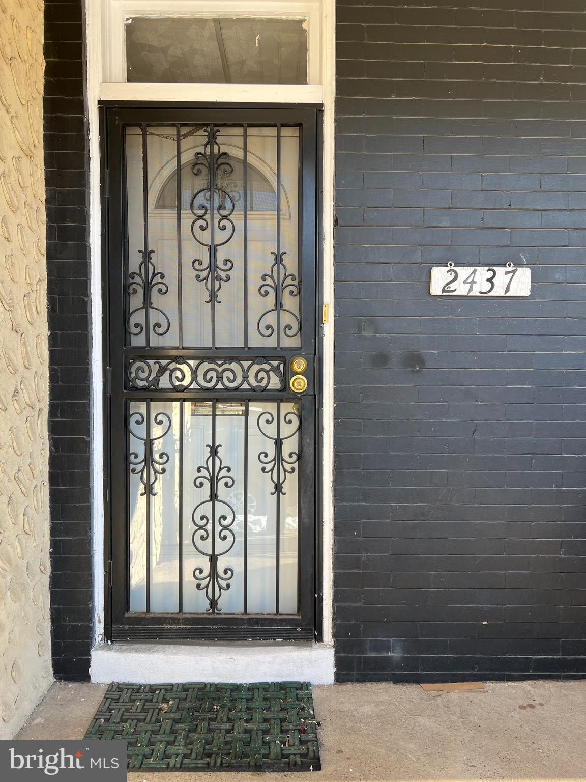 ELMWOOD PARK - Residential