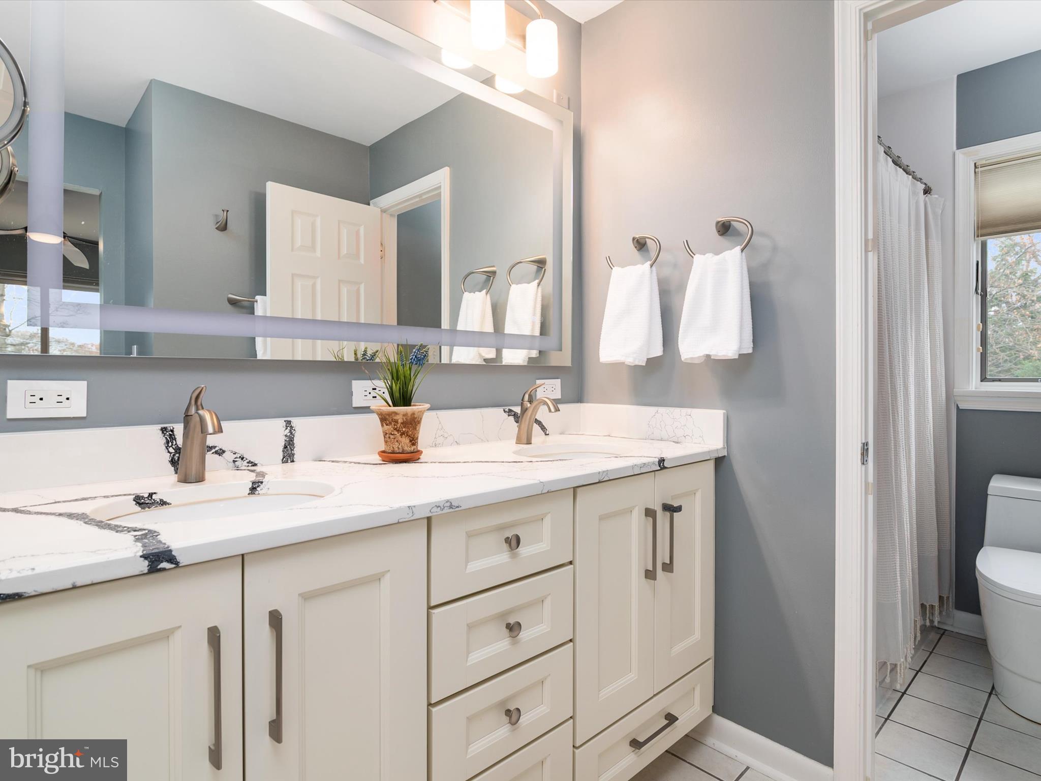 ULMSTEAD ESTATES - Residential