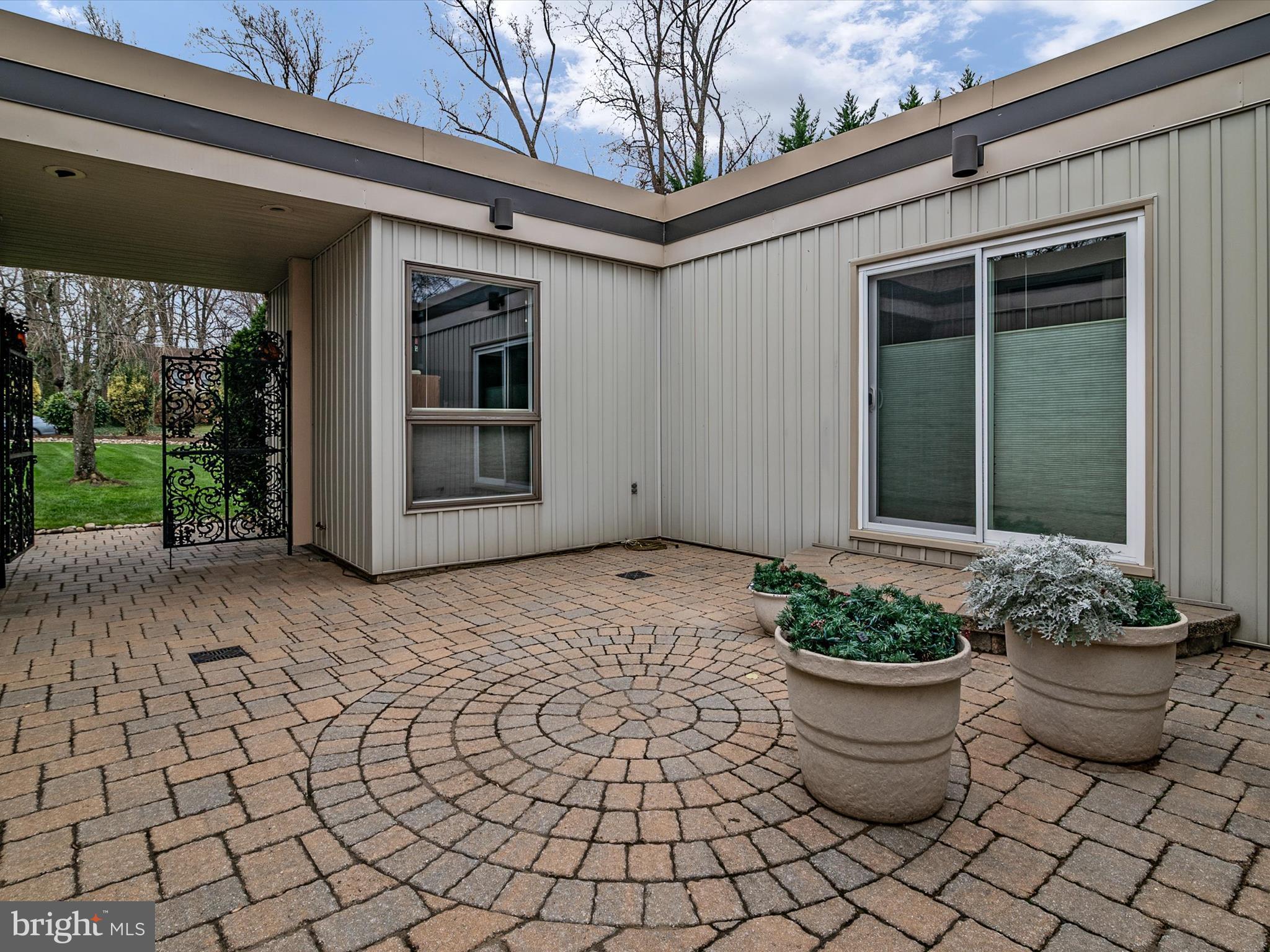 ULMSTEAD ESTATES - Residential