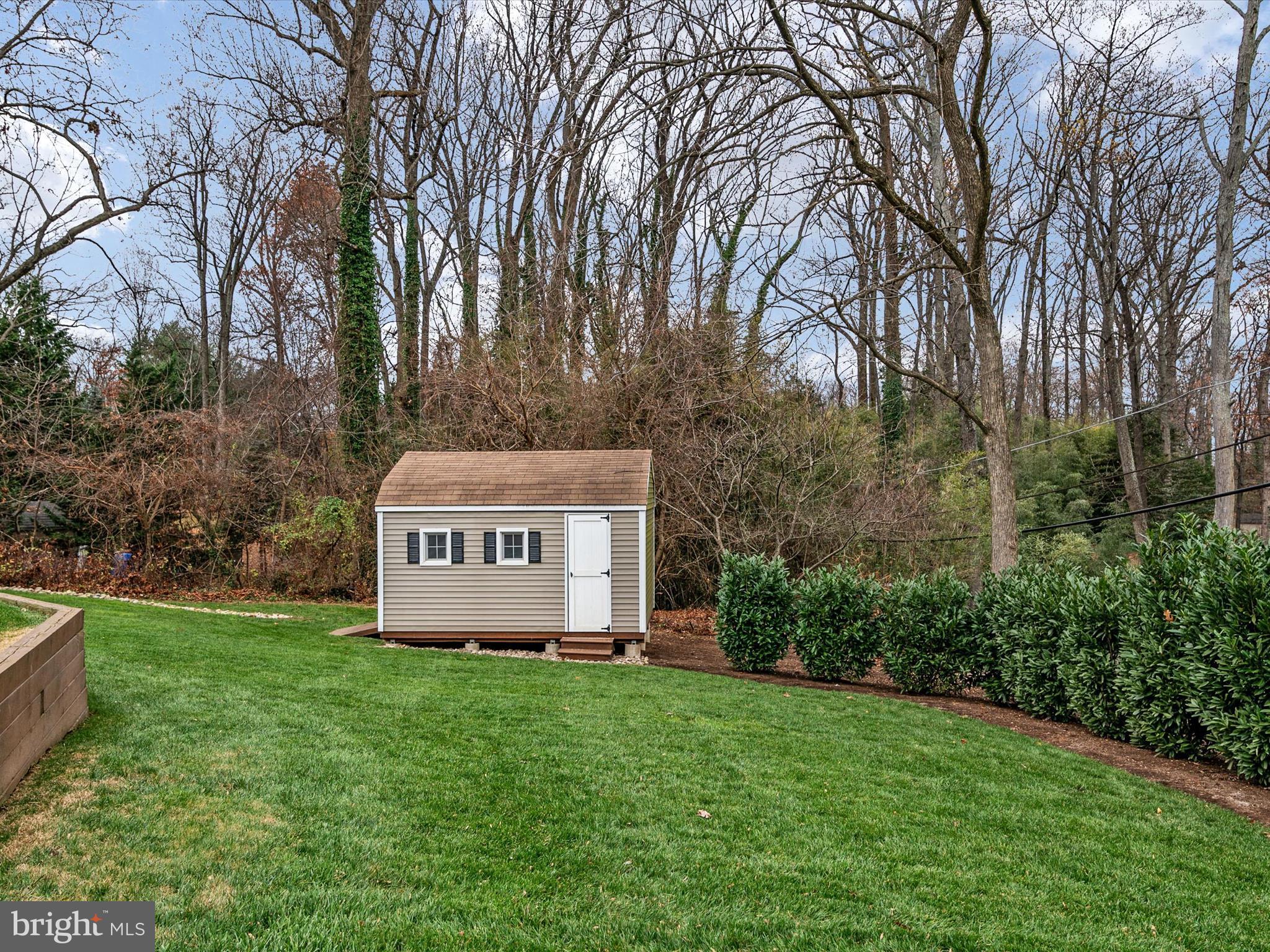 ULMSTEAD ESTATES - Residential