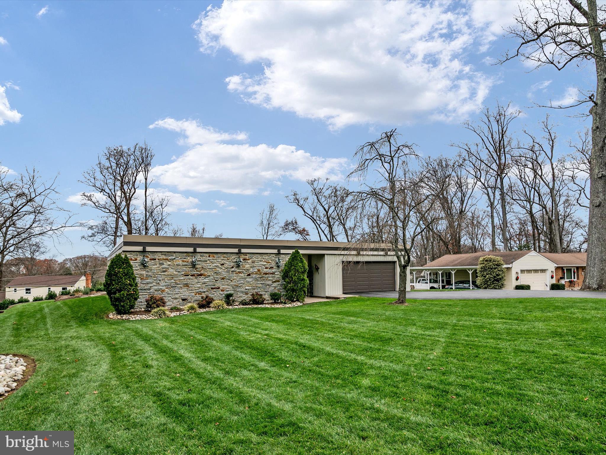 ULMSTEAD ESTATES - Residential