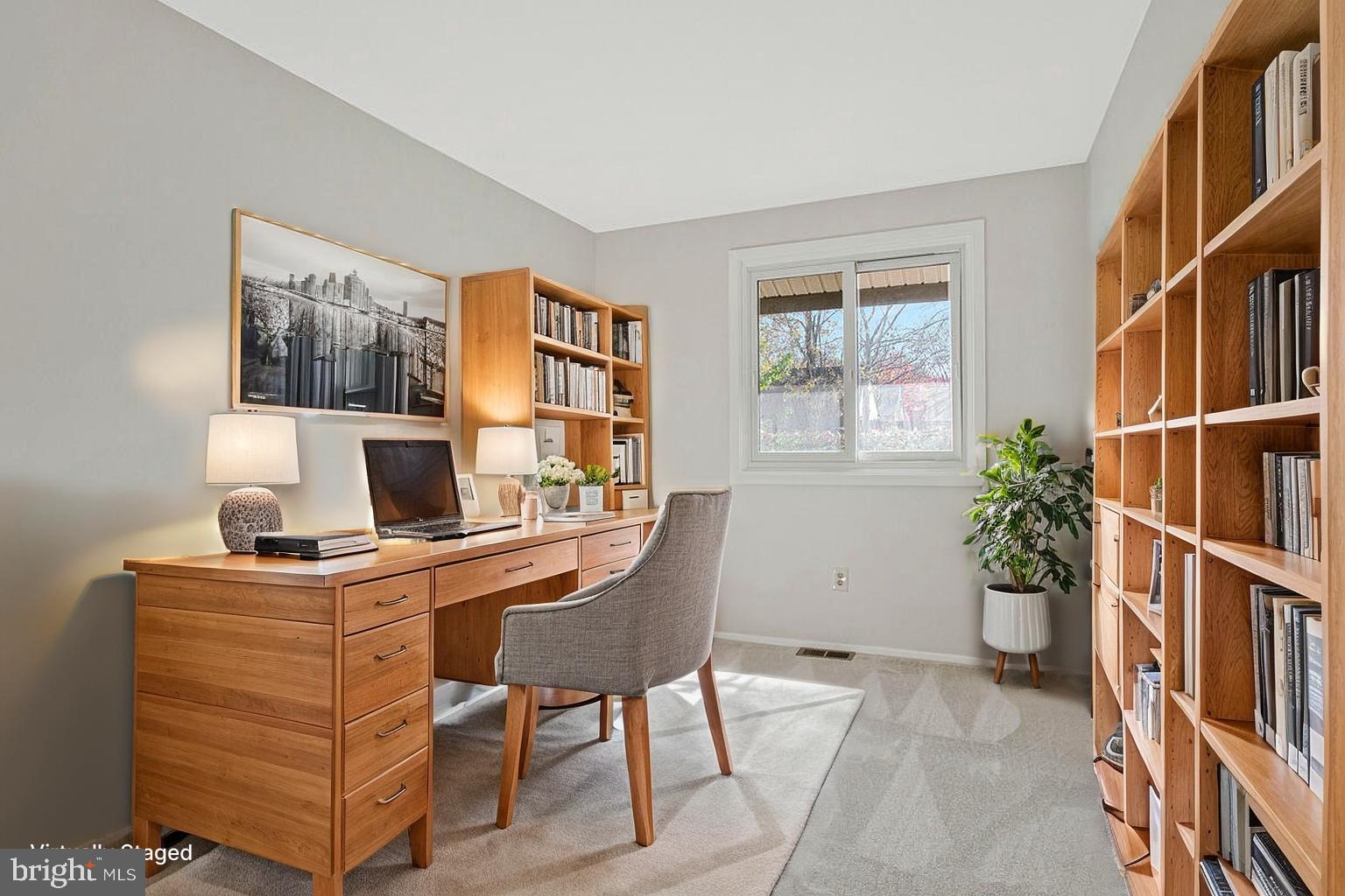 PHELPS LUCK - Residential