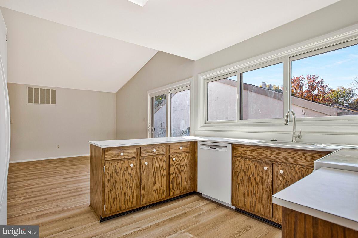 PHELPS LUCK - Residential