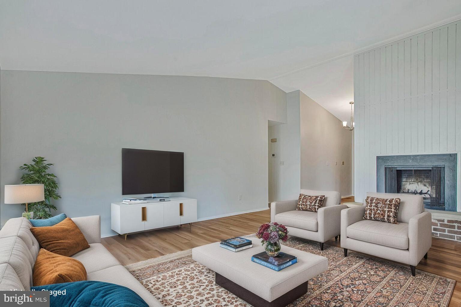 PHELPS LUCK - Residential