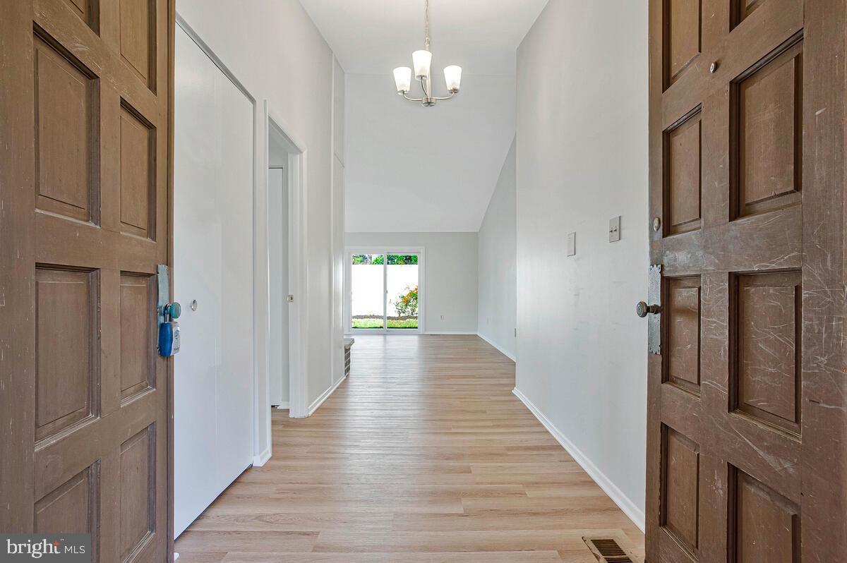 5359 RED LAKE COURT