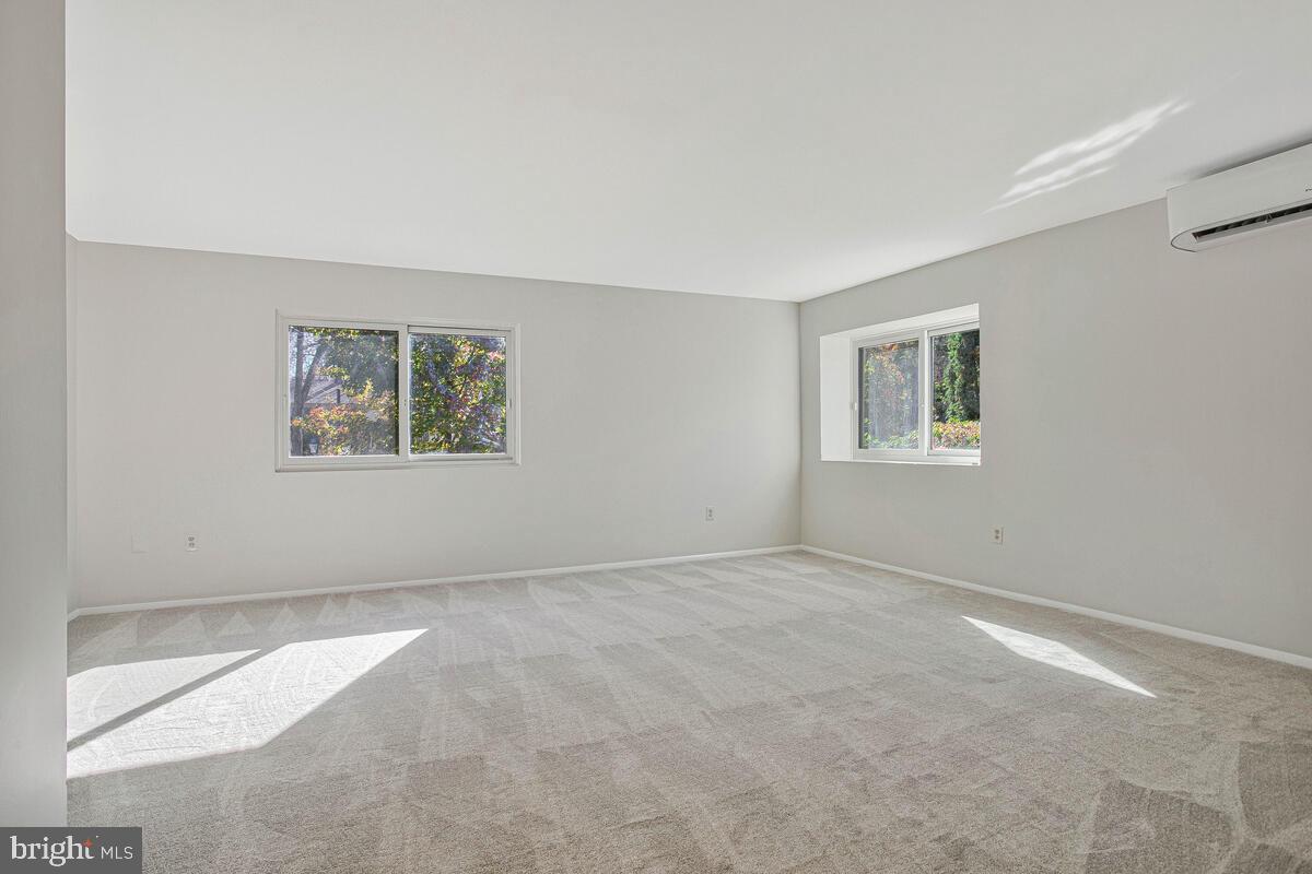 PHELPS LUCK - Residential