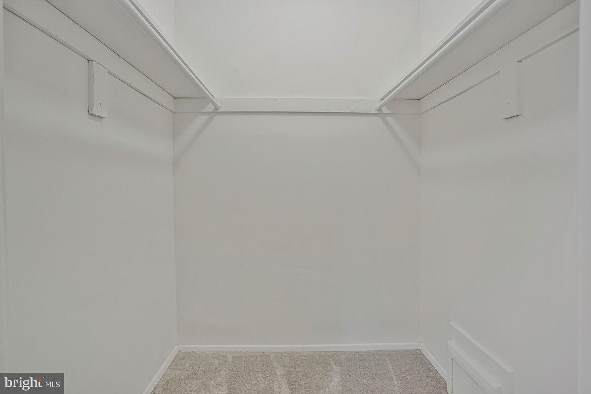 PHELPS LUCK - Residential