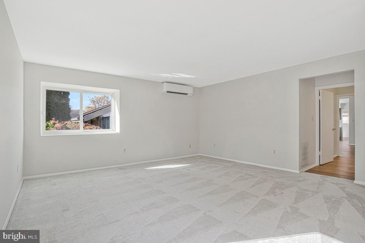 PHELPS LUCK - Residential