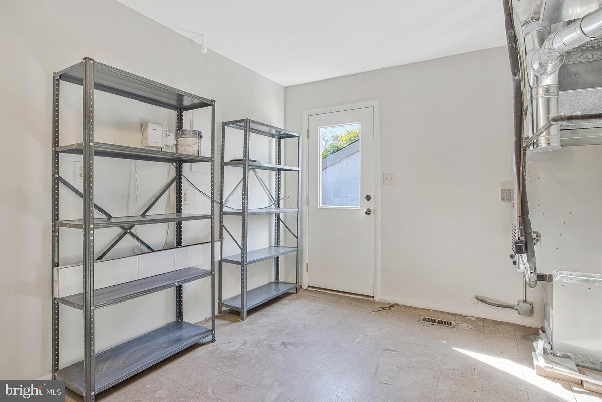 PHELPS LUCK - Residential