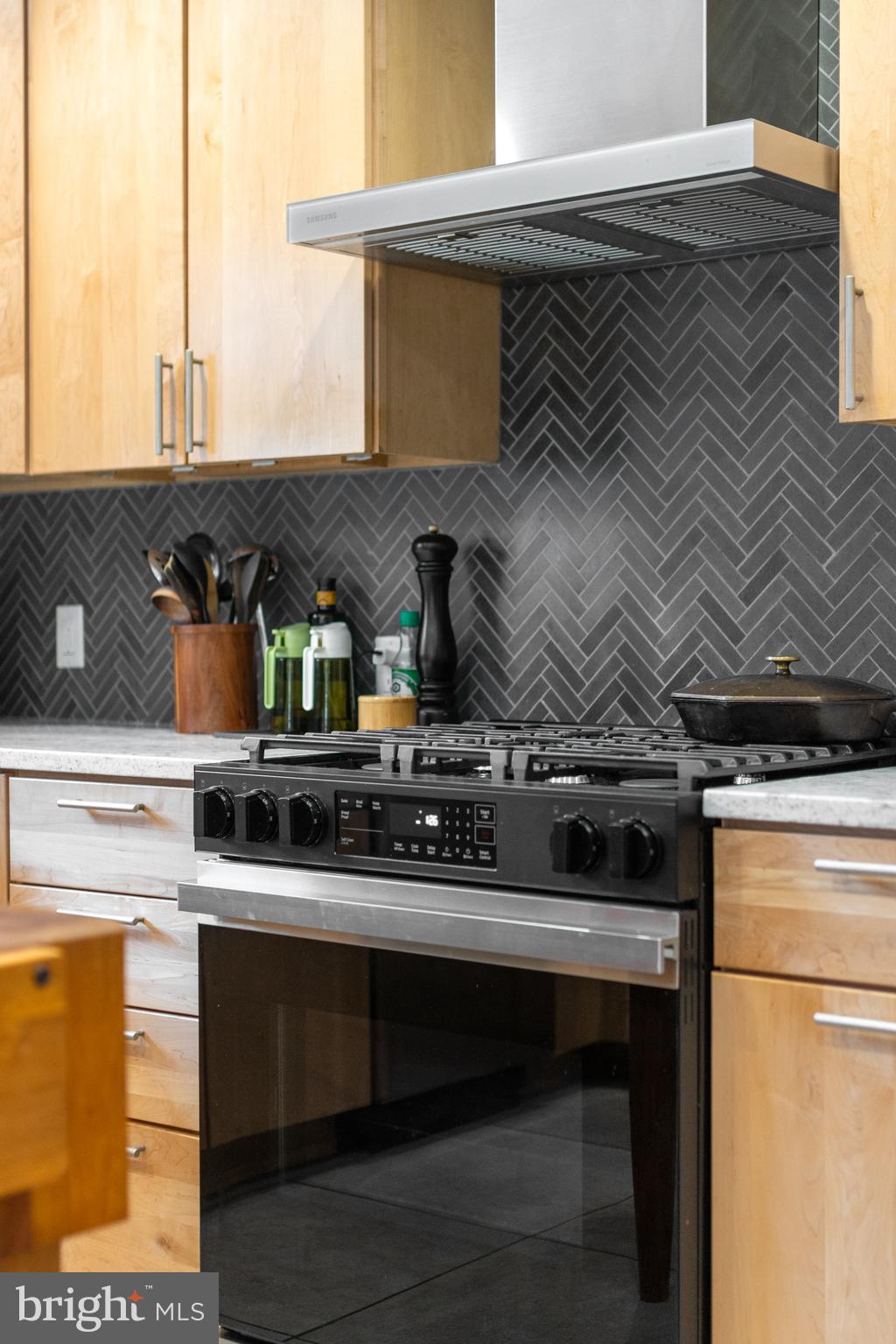 HOLMES-FOSTER - Residential