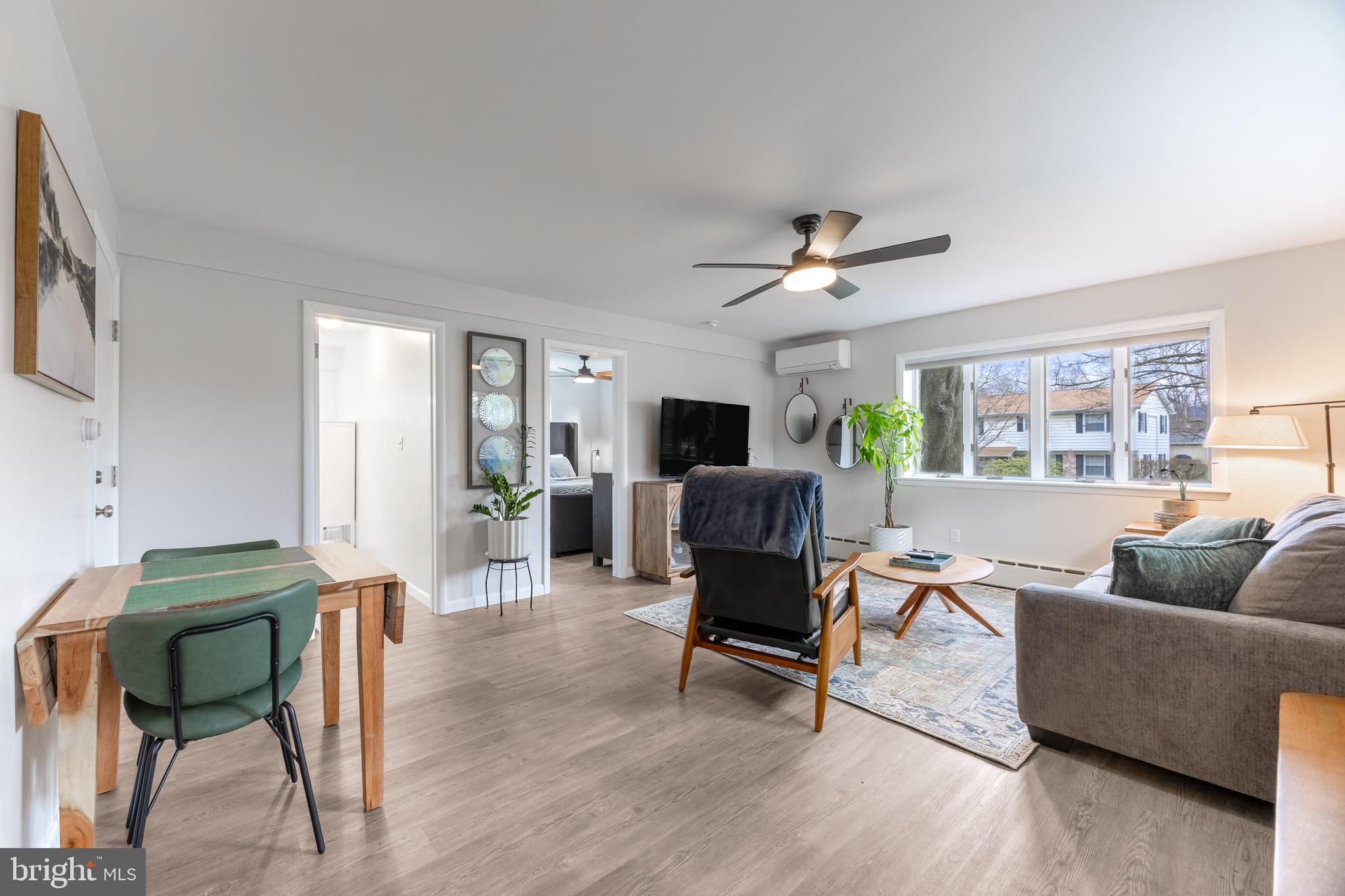 HOLMES-FOSTER - Residential