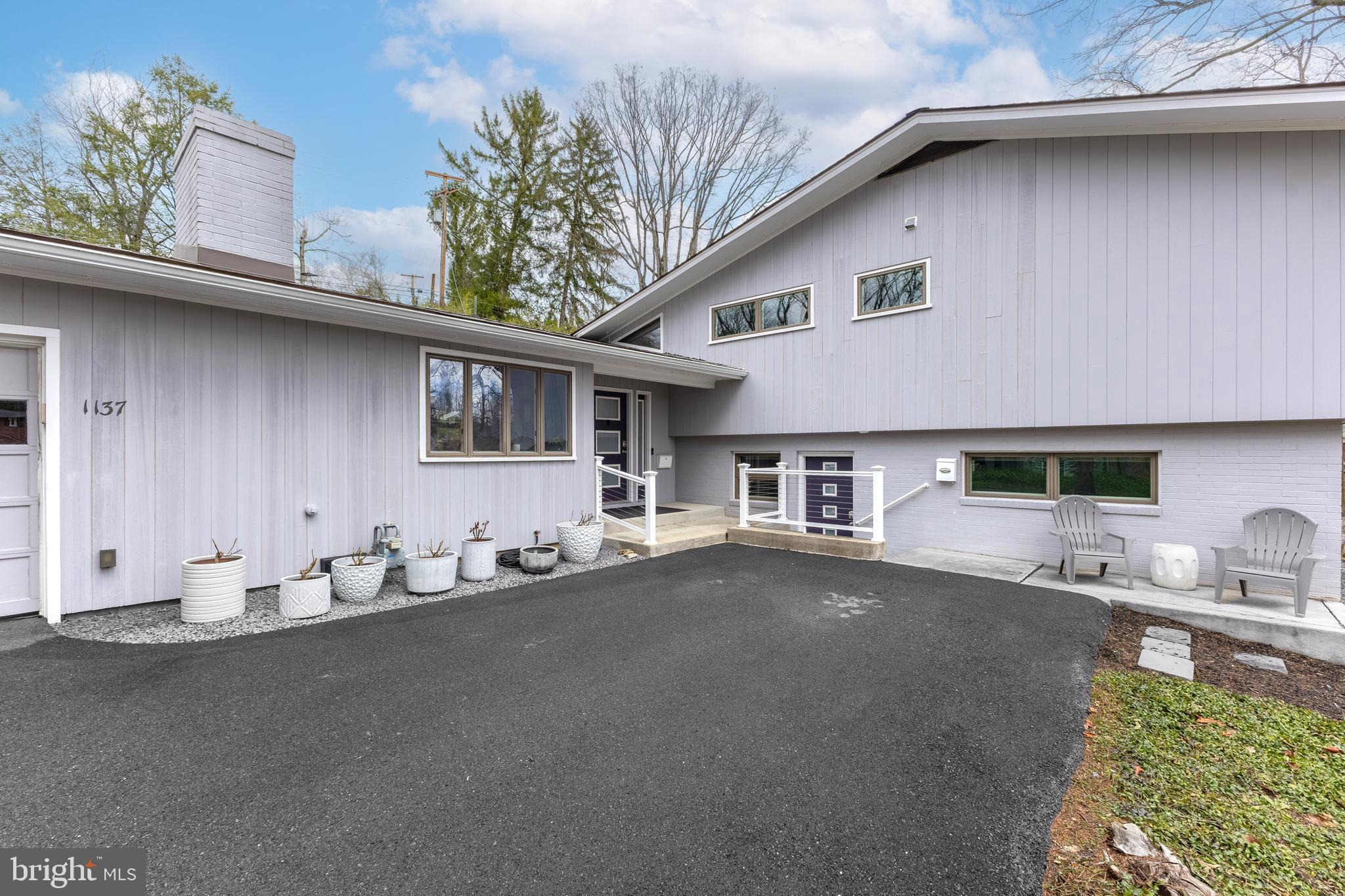 HOLMES-FOSTER - Residential