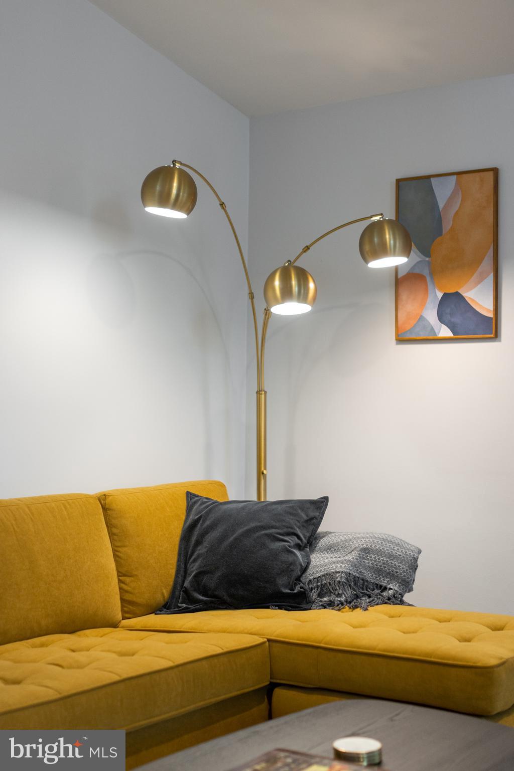 HOLMES-FOSTER - Residential