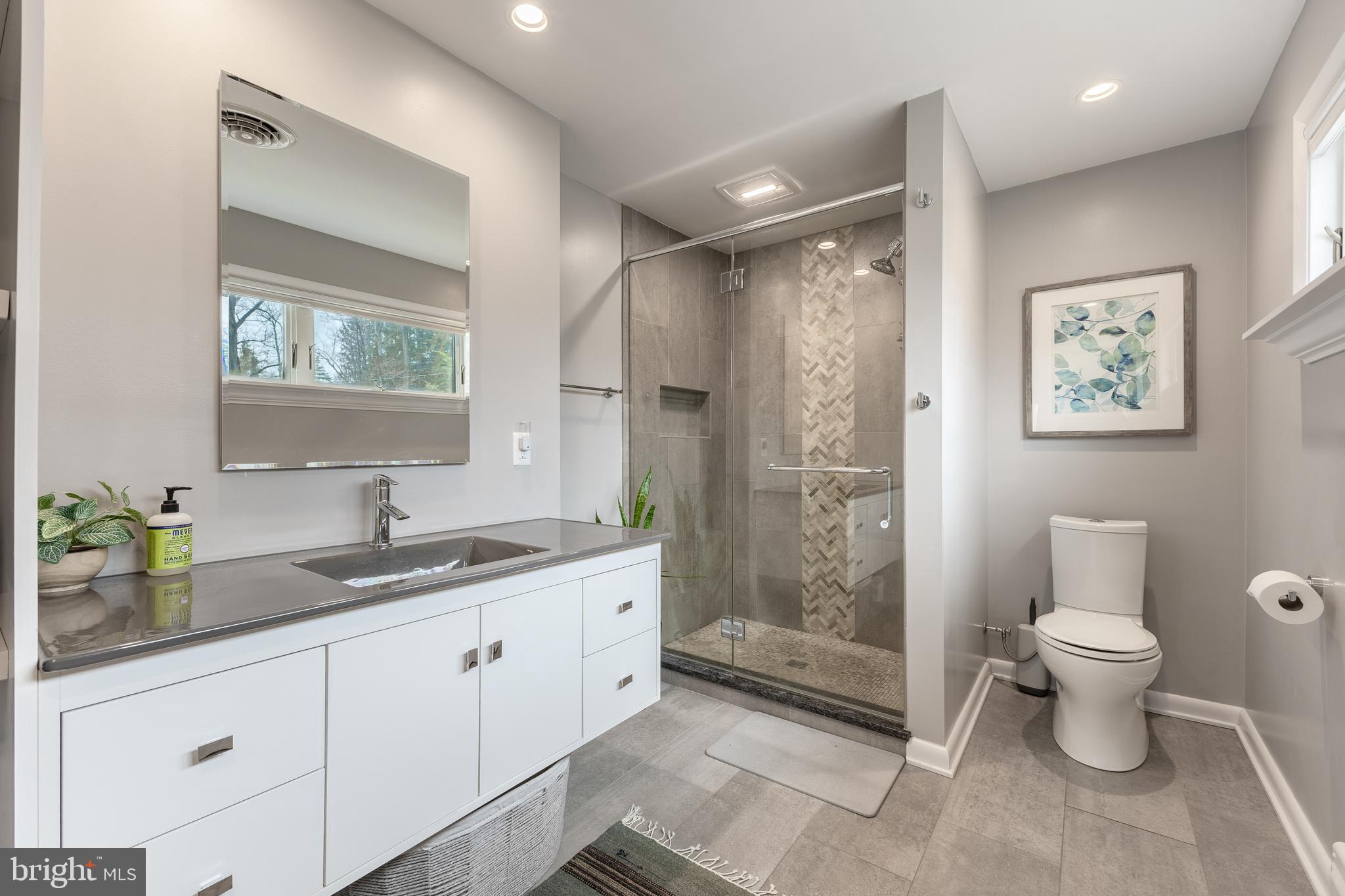 HOLMES-FOSTER - Residential