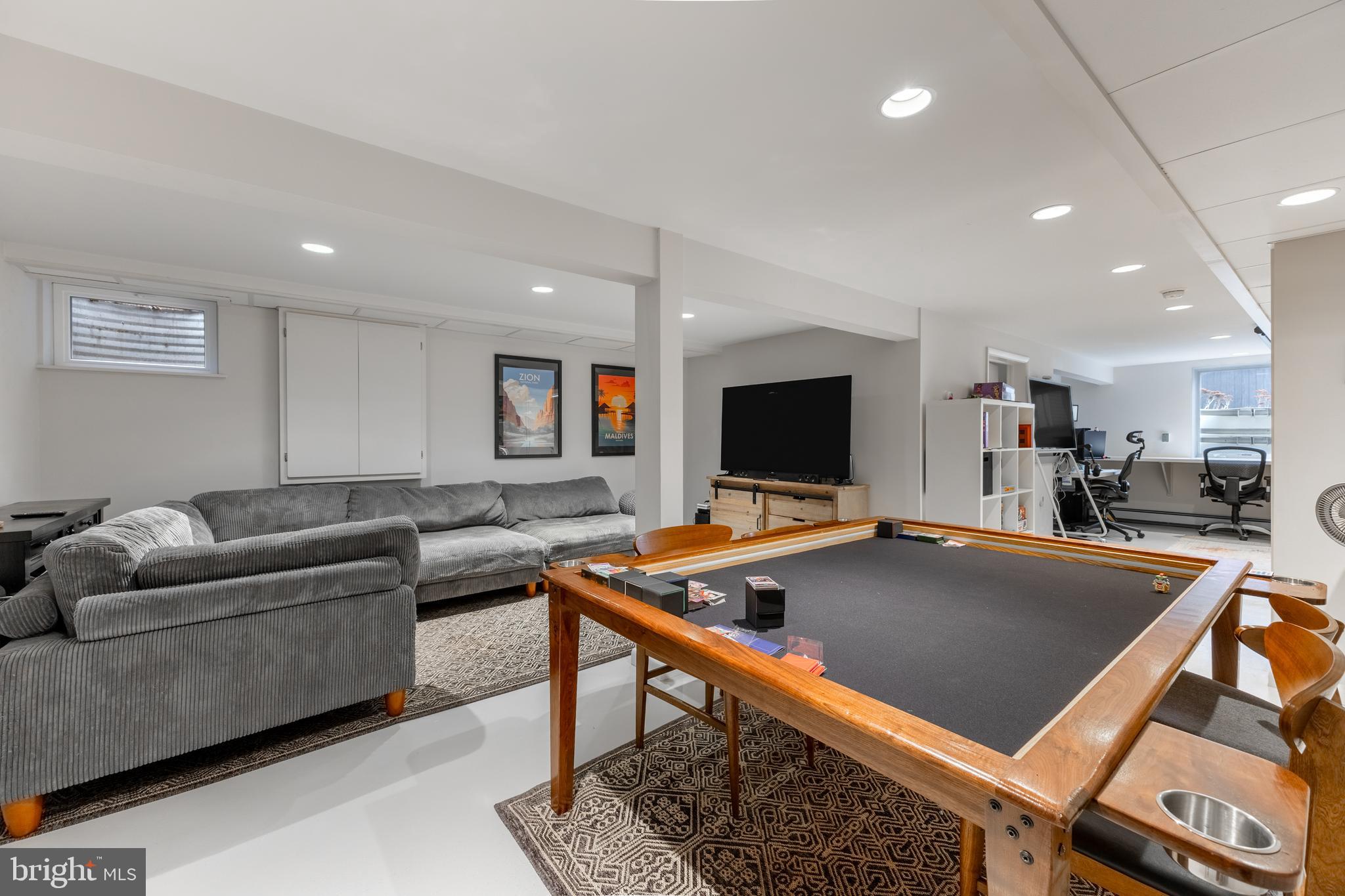 HOLMES-FOSTER - Residential