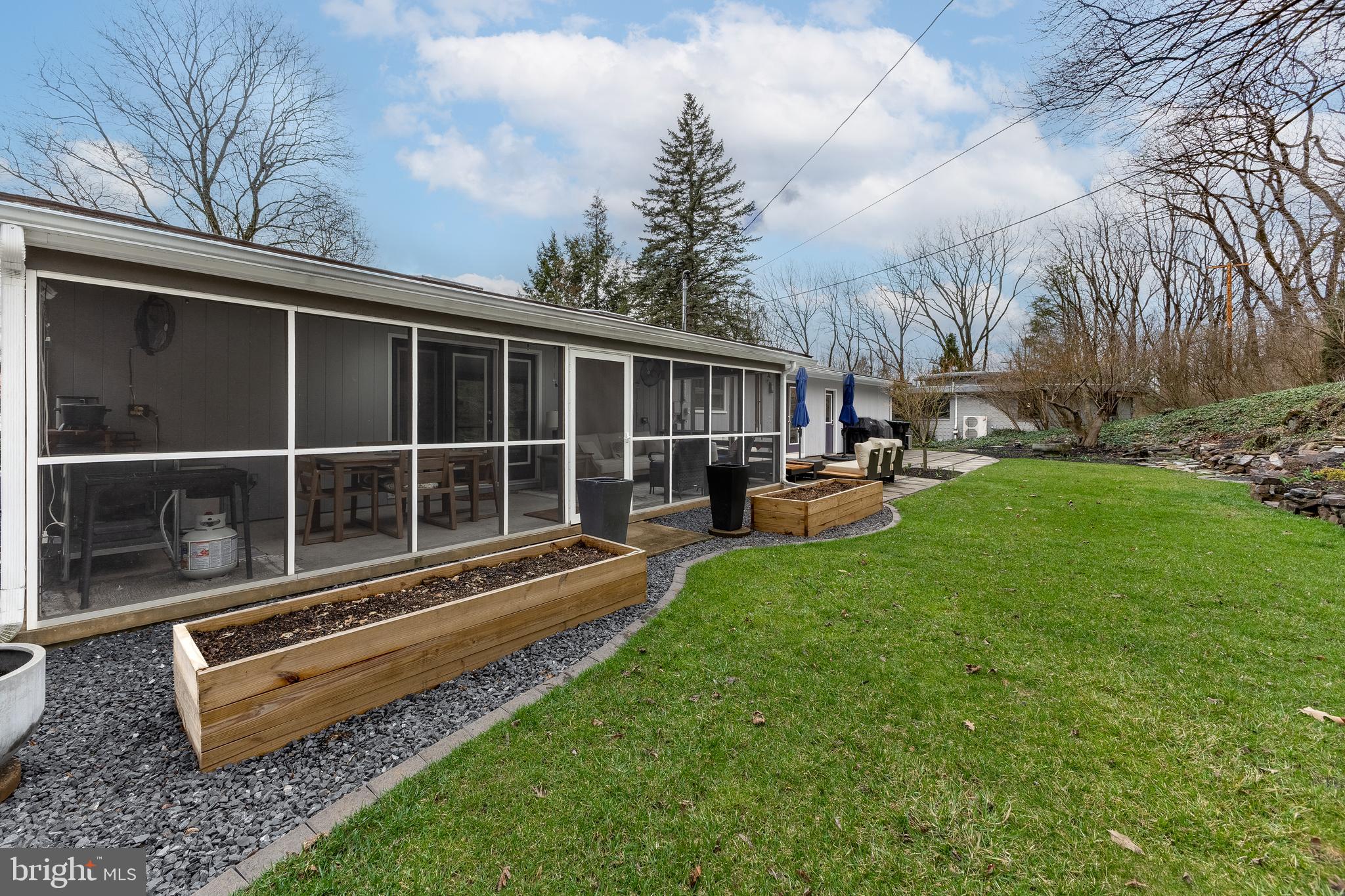 HOLMES-FOSTER - Residential