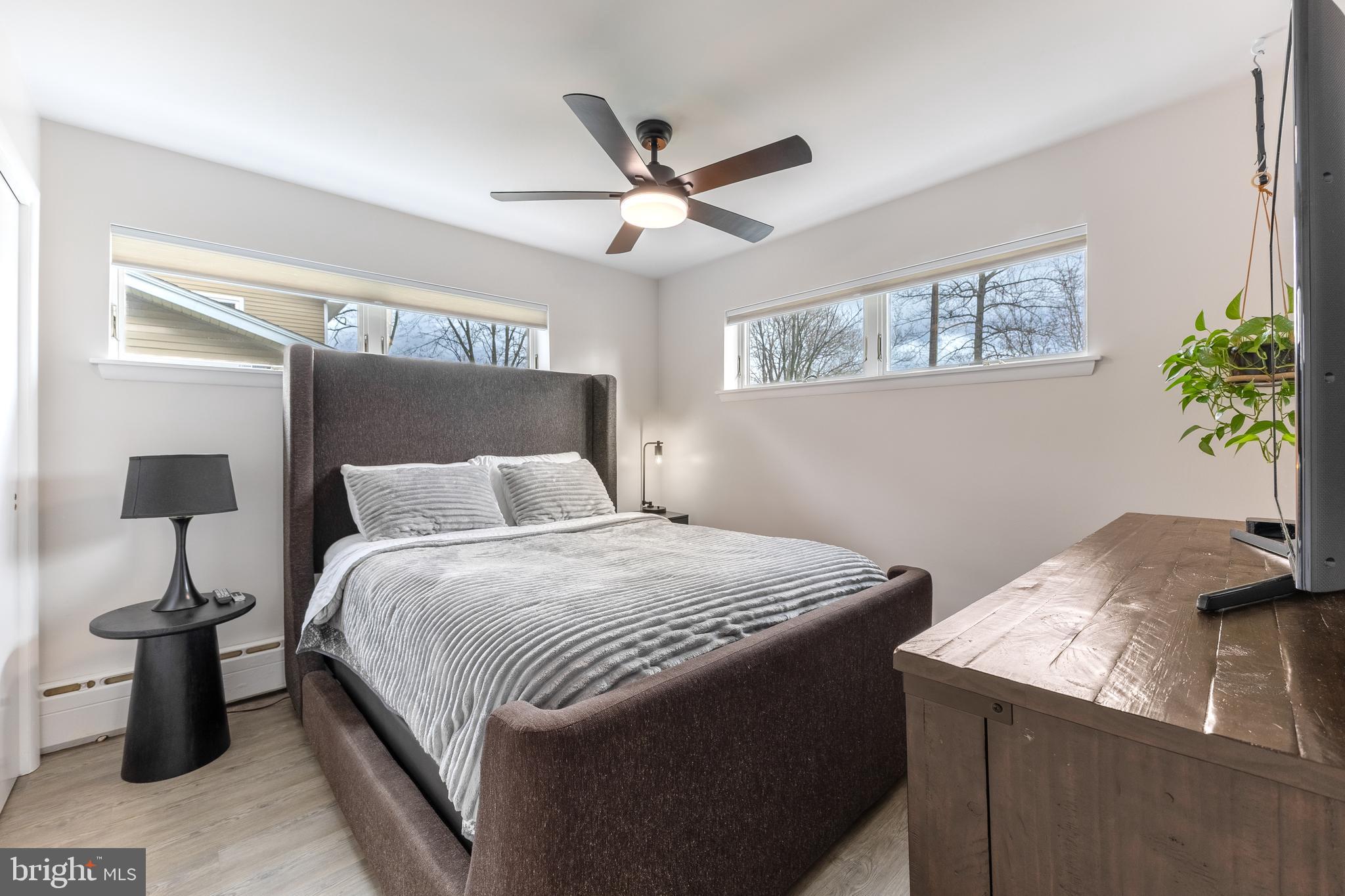 HOLMES-FOSTER - Residential