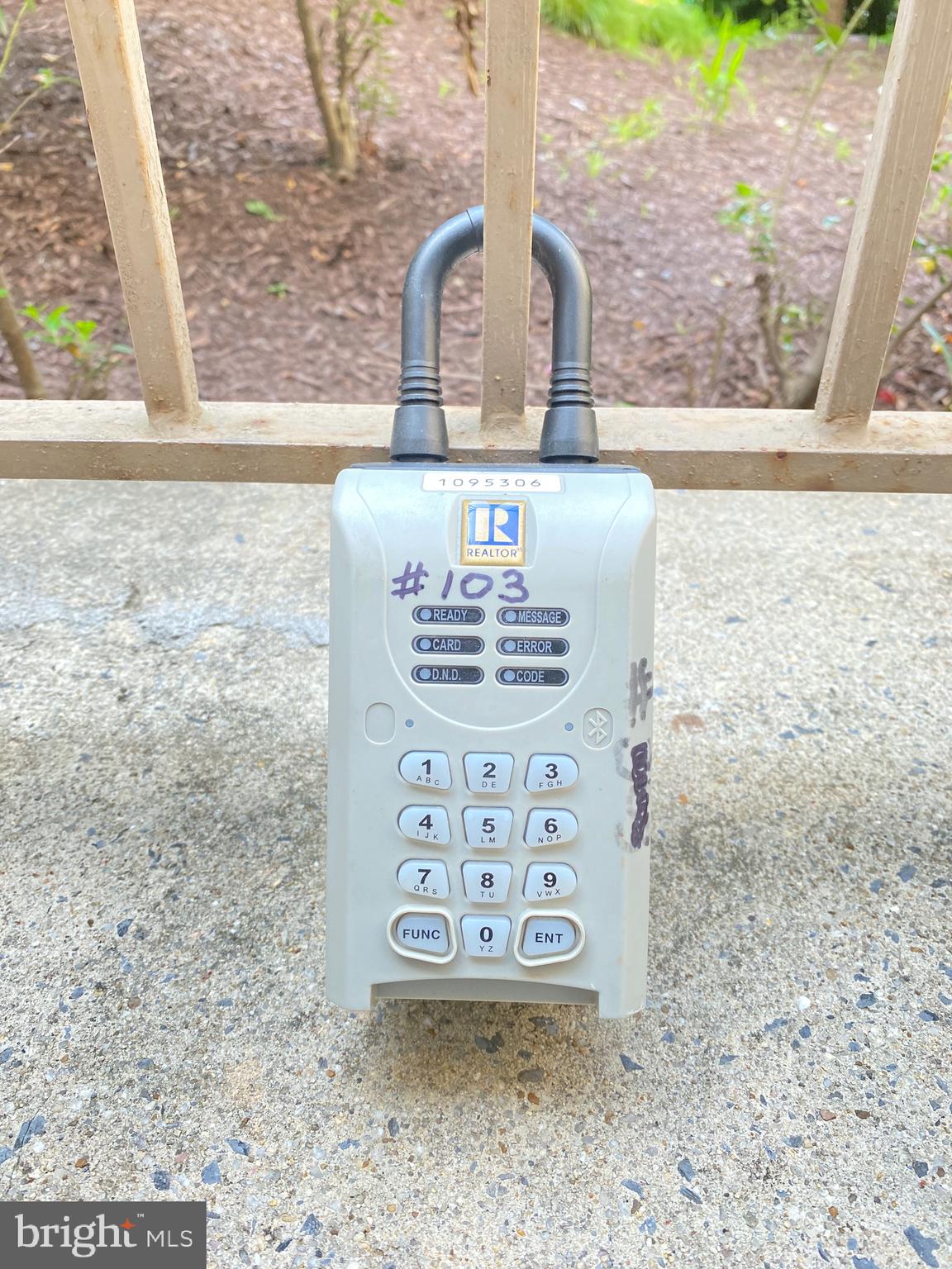 CRESCENT PLAZA - Residential