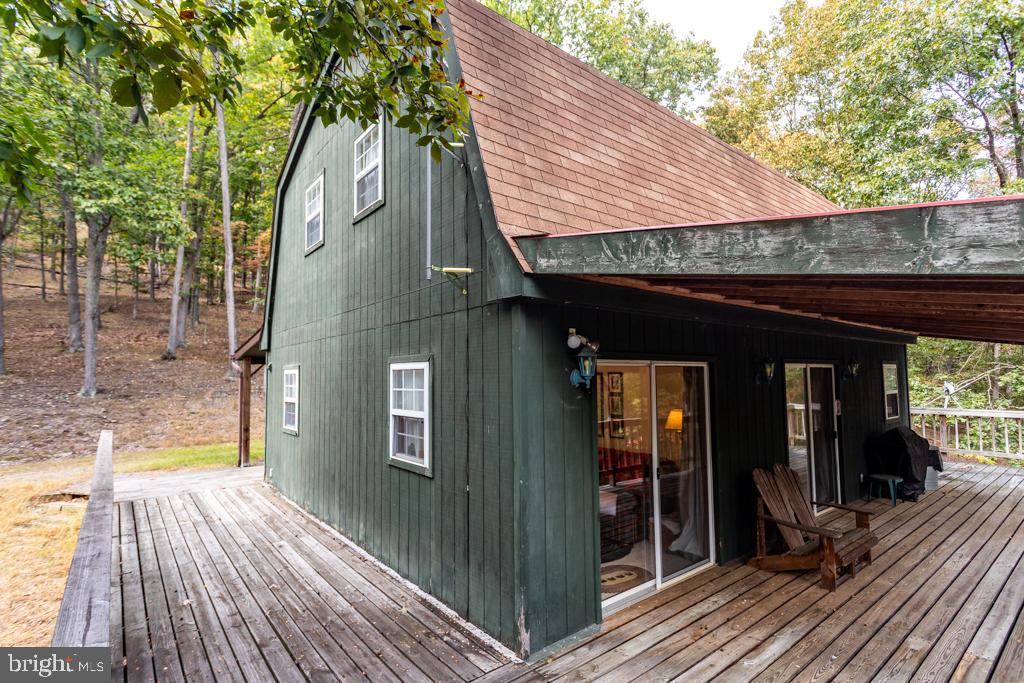 WALNUT BOTTOM HIDEAWAY - Residential