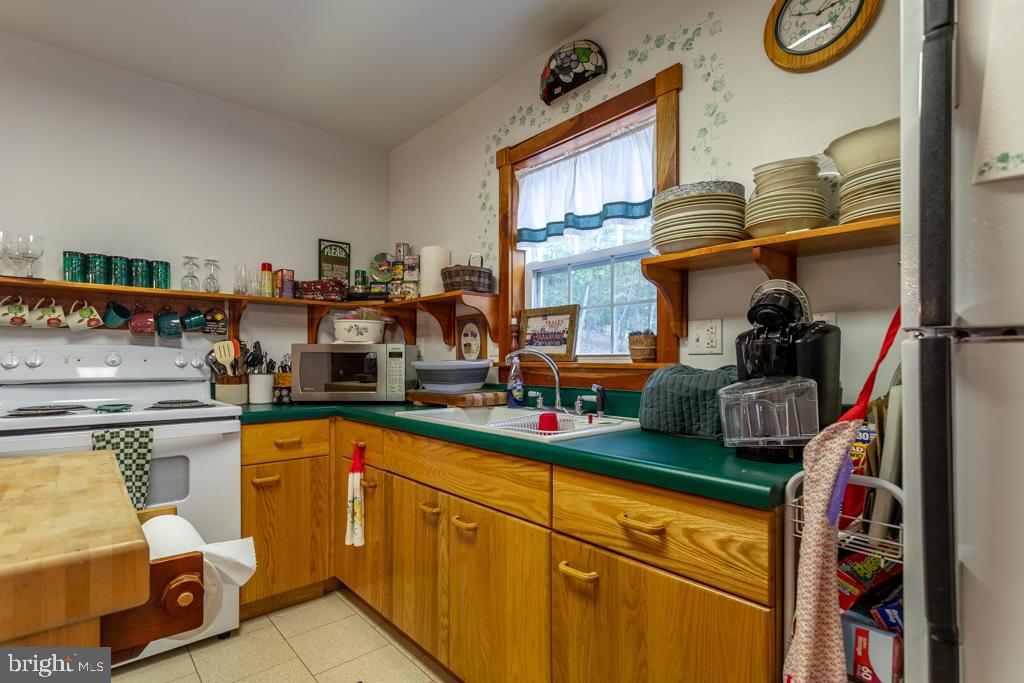 WALNUT BOTTOM HIDEAWAY - Residential