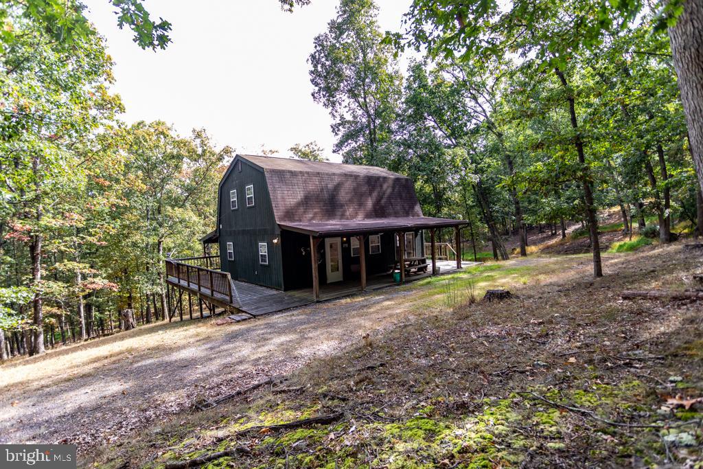 WALNUT BOTTOM HIDEAWAY - Residential