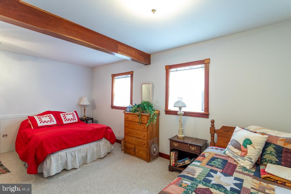 WALNUT BOTTOM HIDEAWAY - Residential