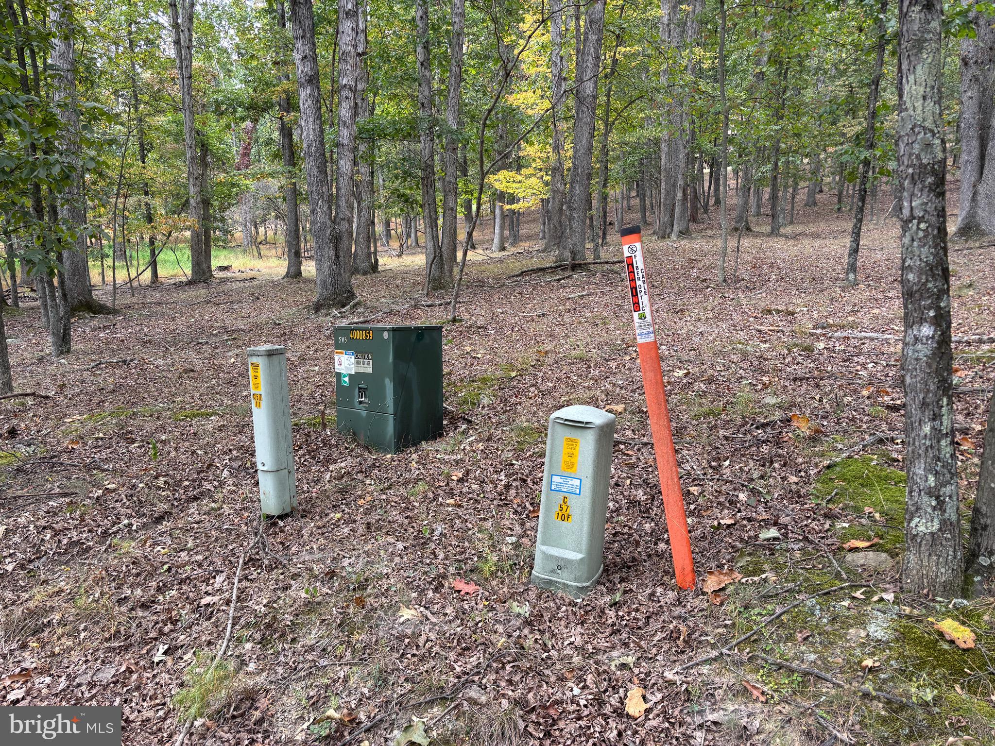 WALNUT BOTTOM HIDEAWAY - Residential