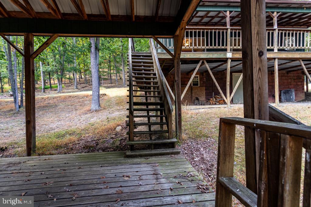 WALNUT BOTTOM HIDEAWAY - Residential