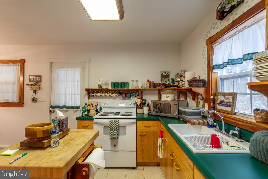 WALNUT BOTTOM HIDEAWAY - Residential