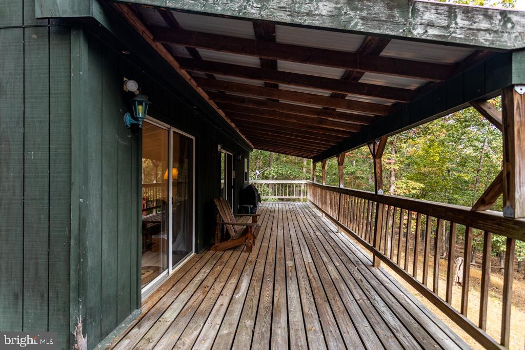 WALNUT BOTTOM HIDEAWAY - Residential