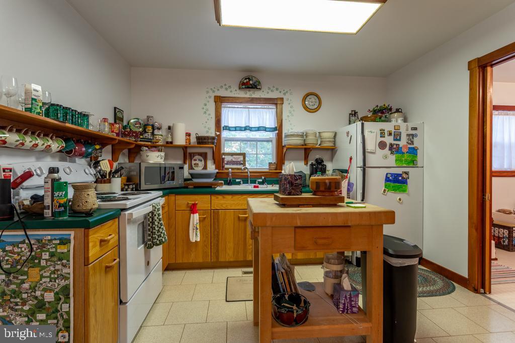 WALNUT BOTTOM HIDEAWAY - Residential