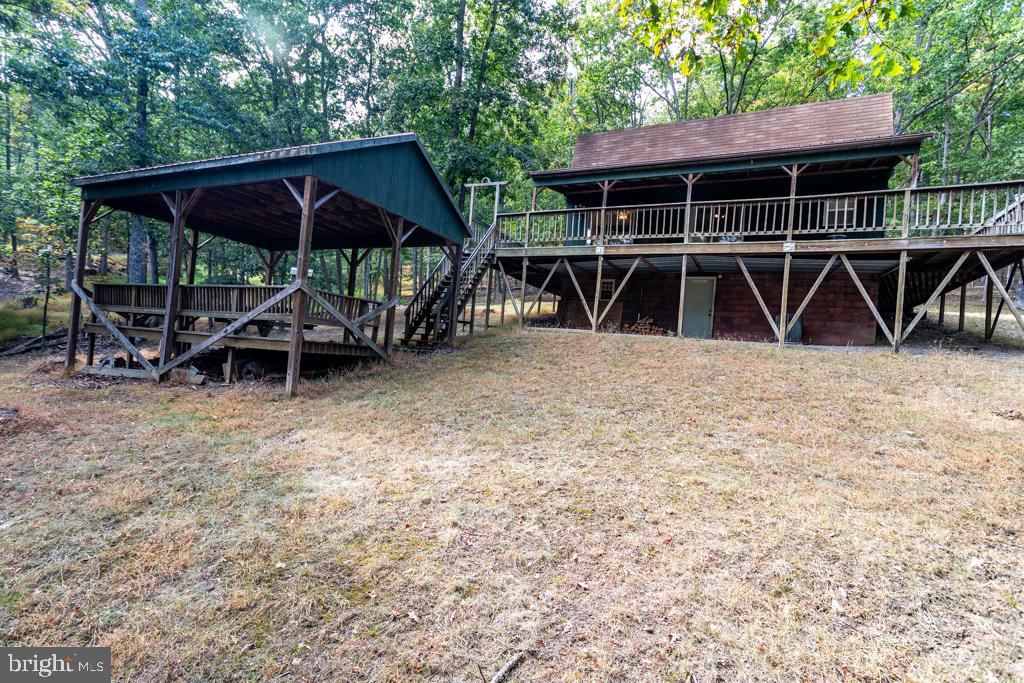 WALNUT BOTTOM HIDEAWAY - Residential