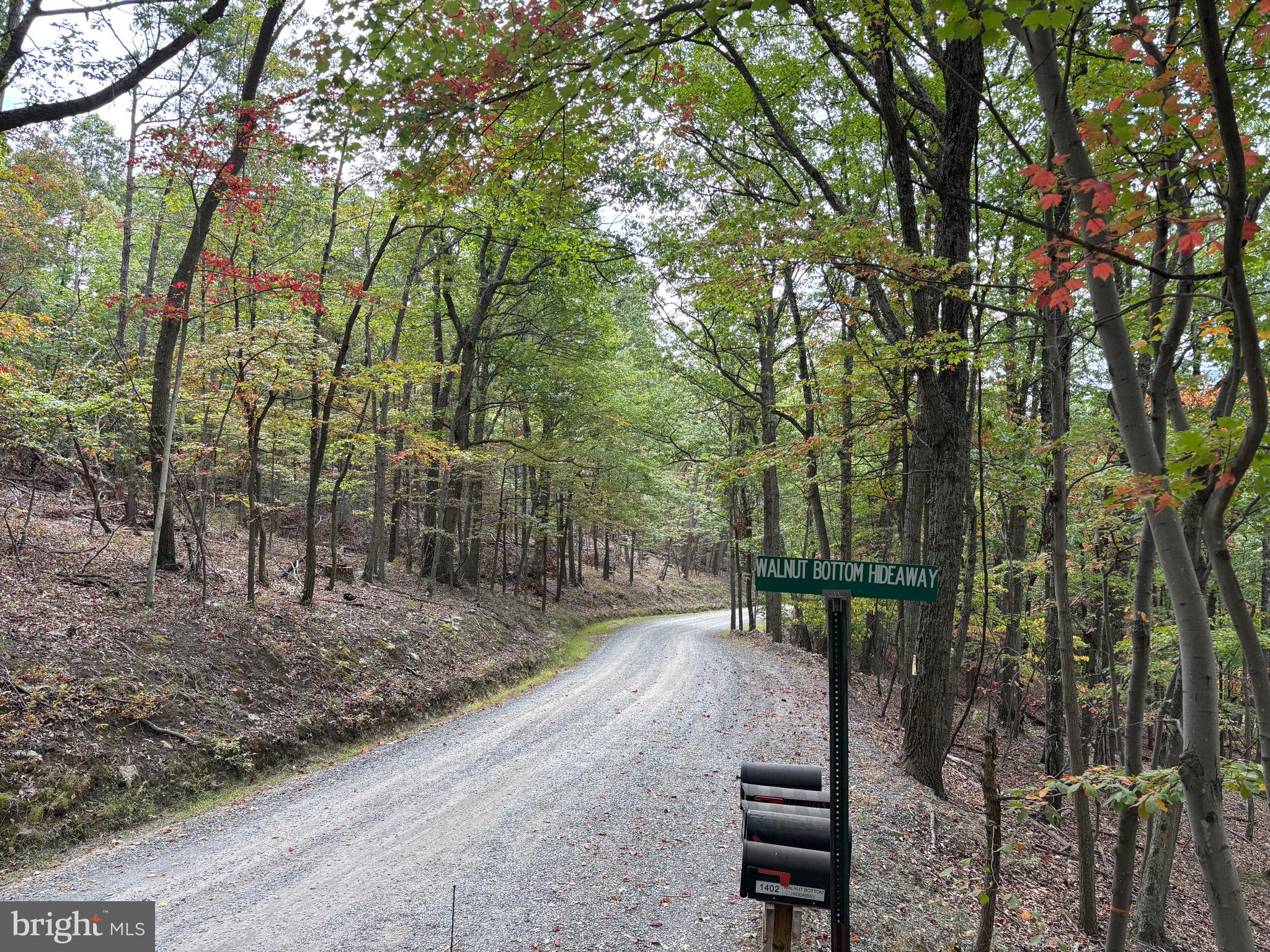 WALNUT BOTTOM HIDEAWAY - Residential
