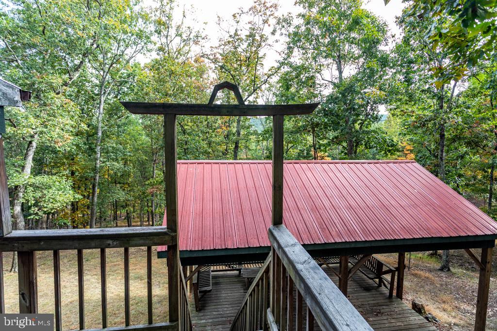 WALNUT BOTTOM HIDEAWAY - Residential