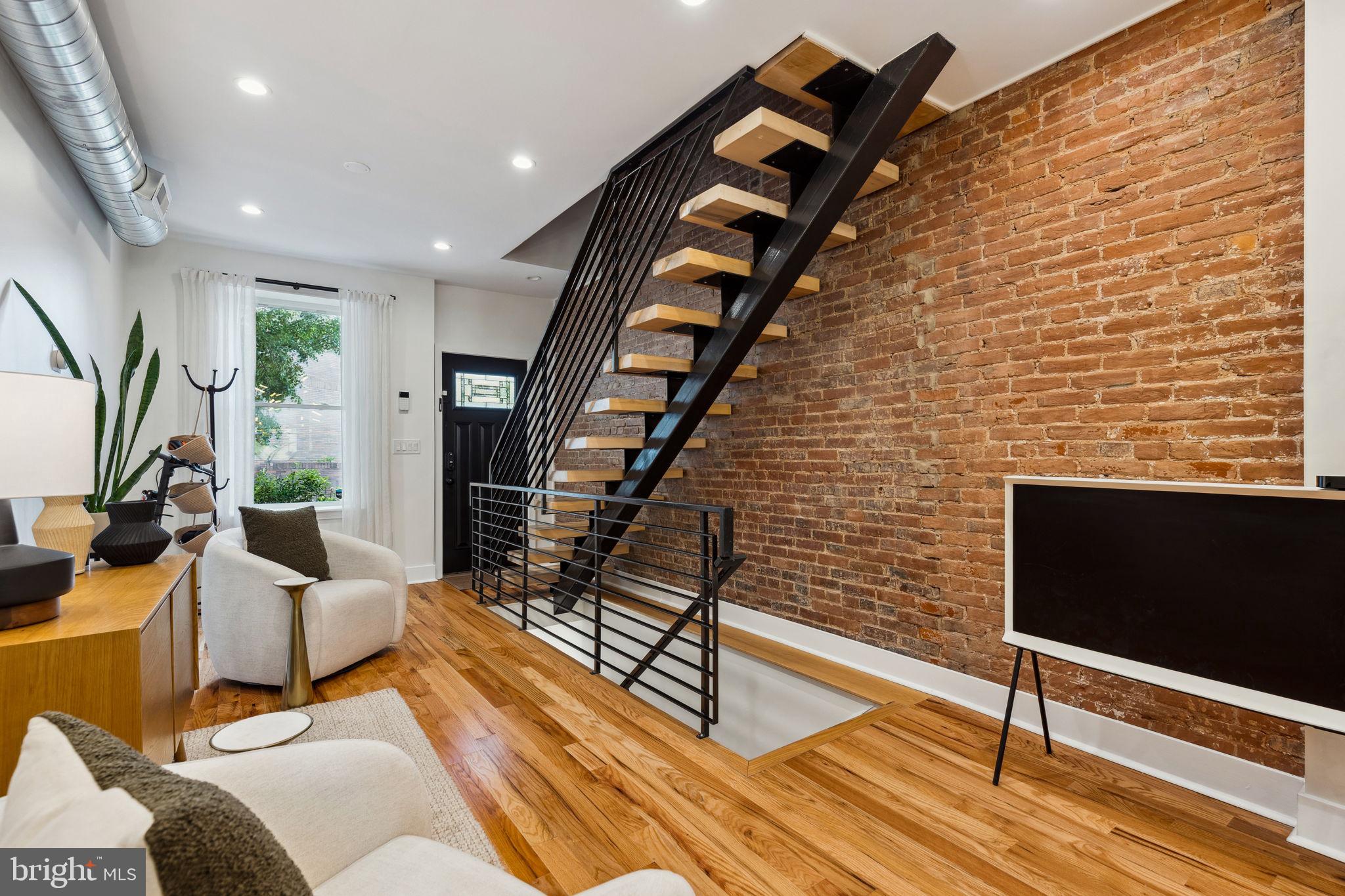 511 S 27TH STREET