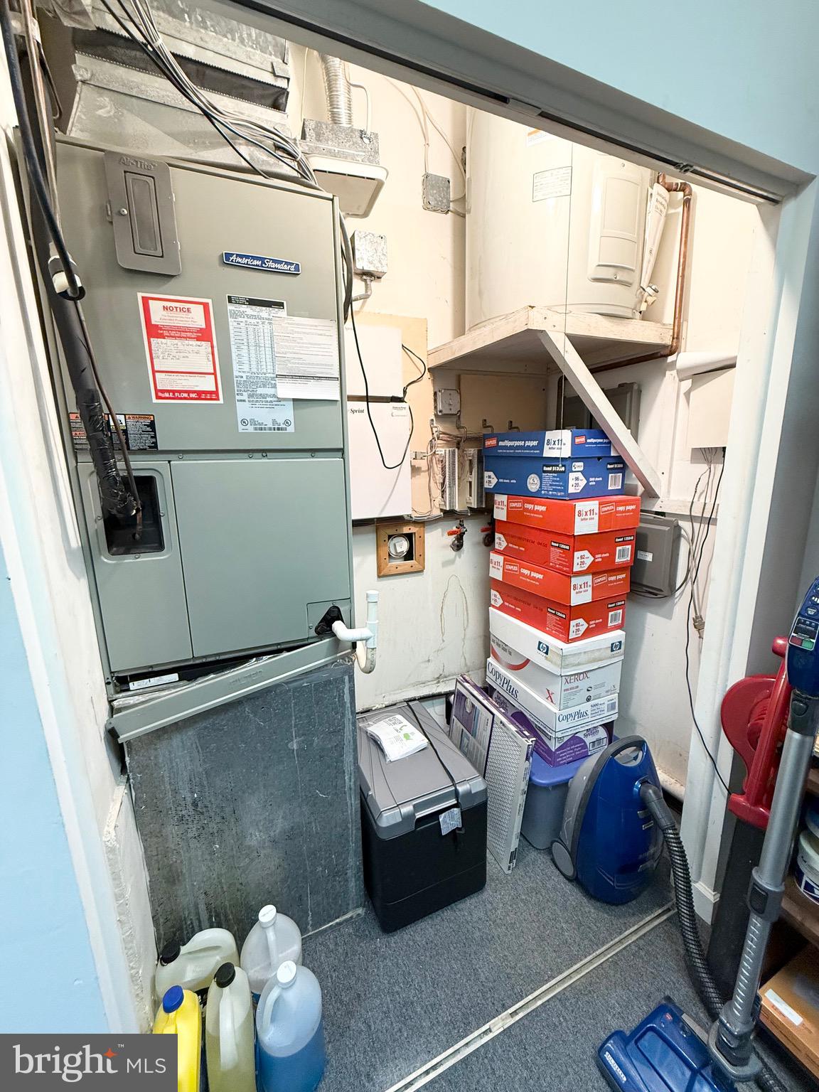 POTOMAC SQUARE - Commercial Sale