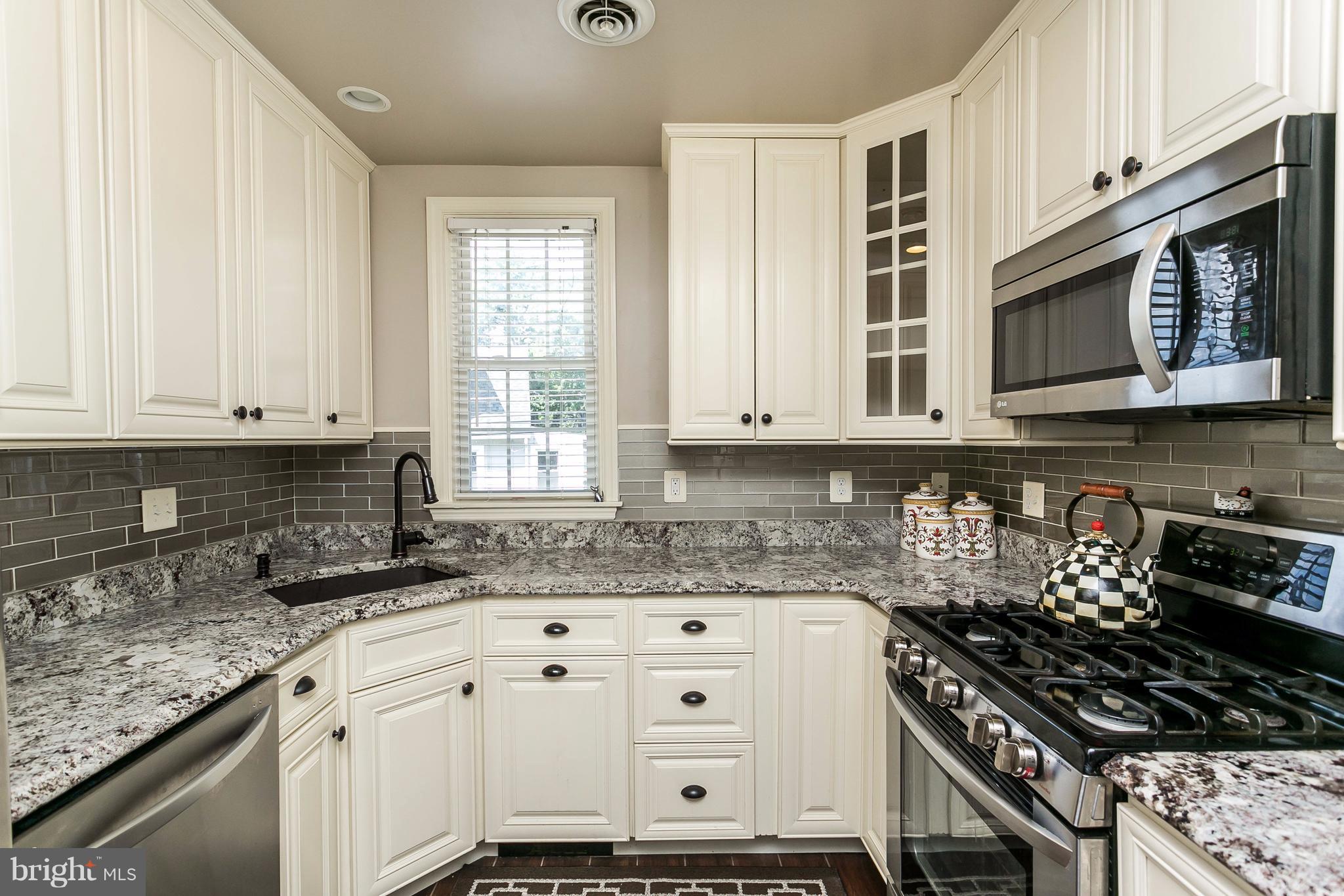 VILLA CRESTA - Residential