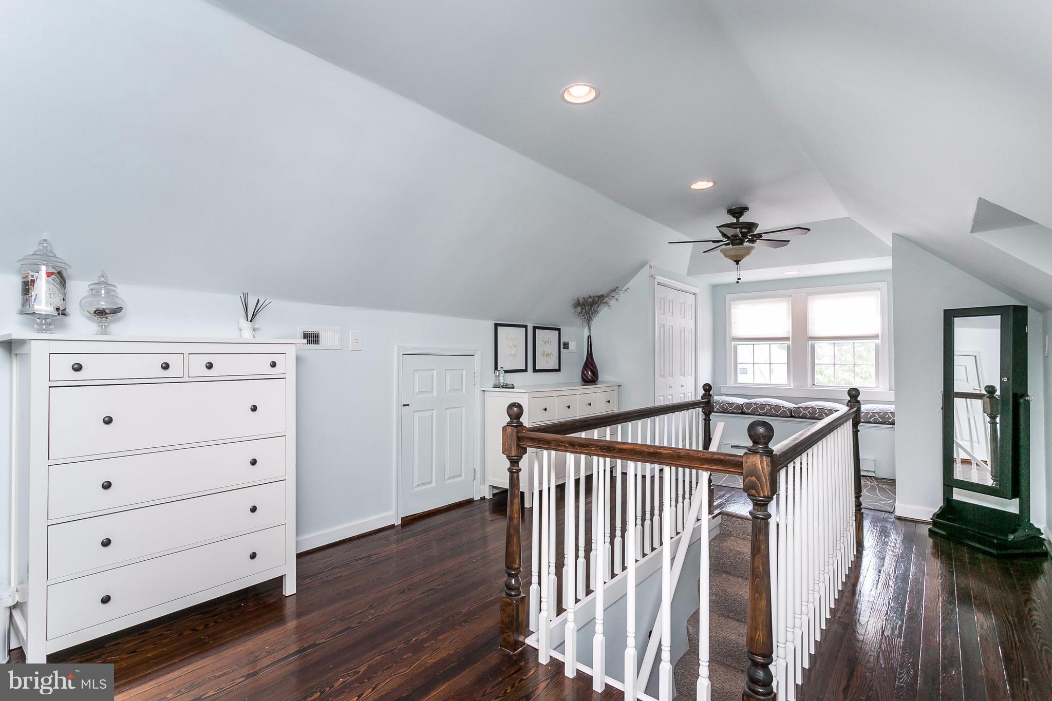 VILLA CRESTA - Residential