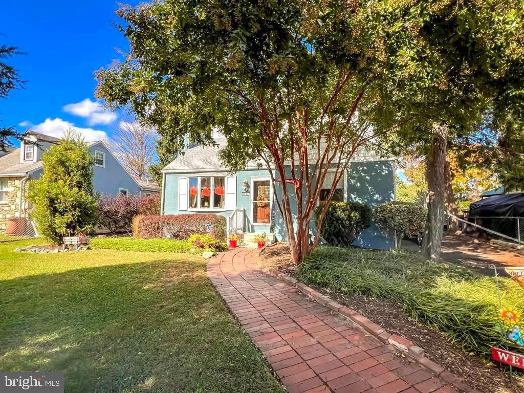 Photo of 1202 Clinton Avenue, BENSALEM, PA 19020 (MLS # PABU2108266)