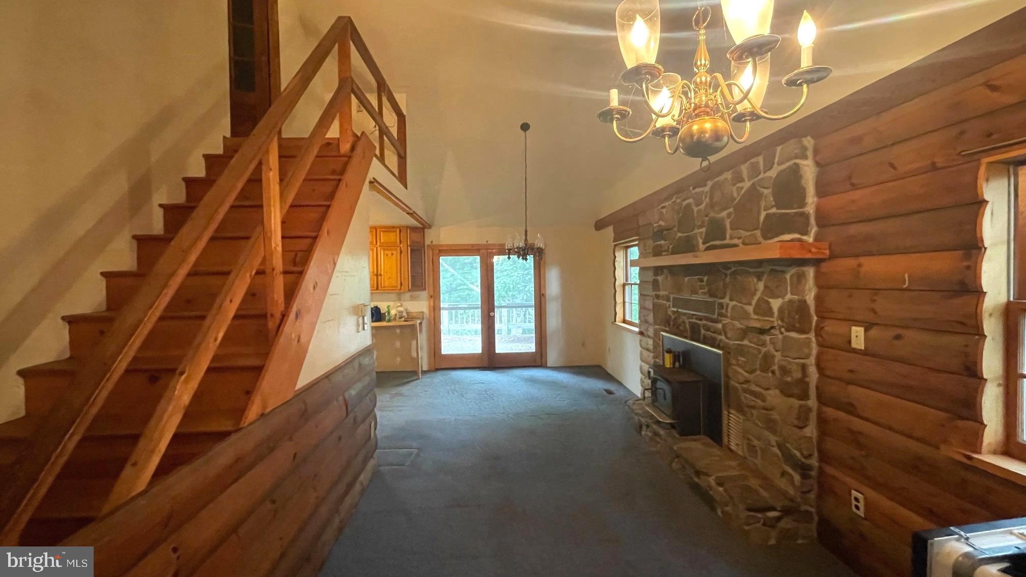 POTOMAC HIGHLAND FARM - Residential