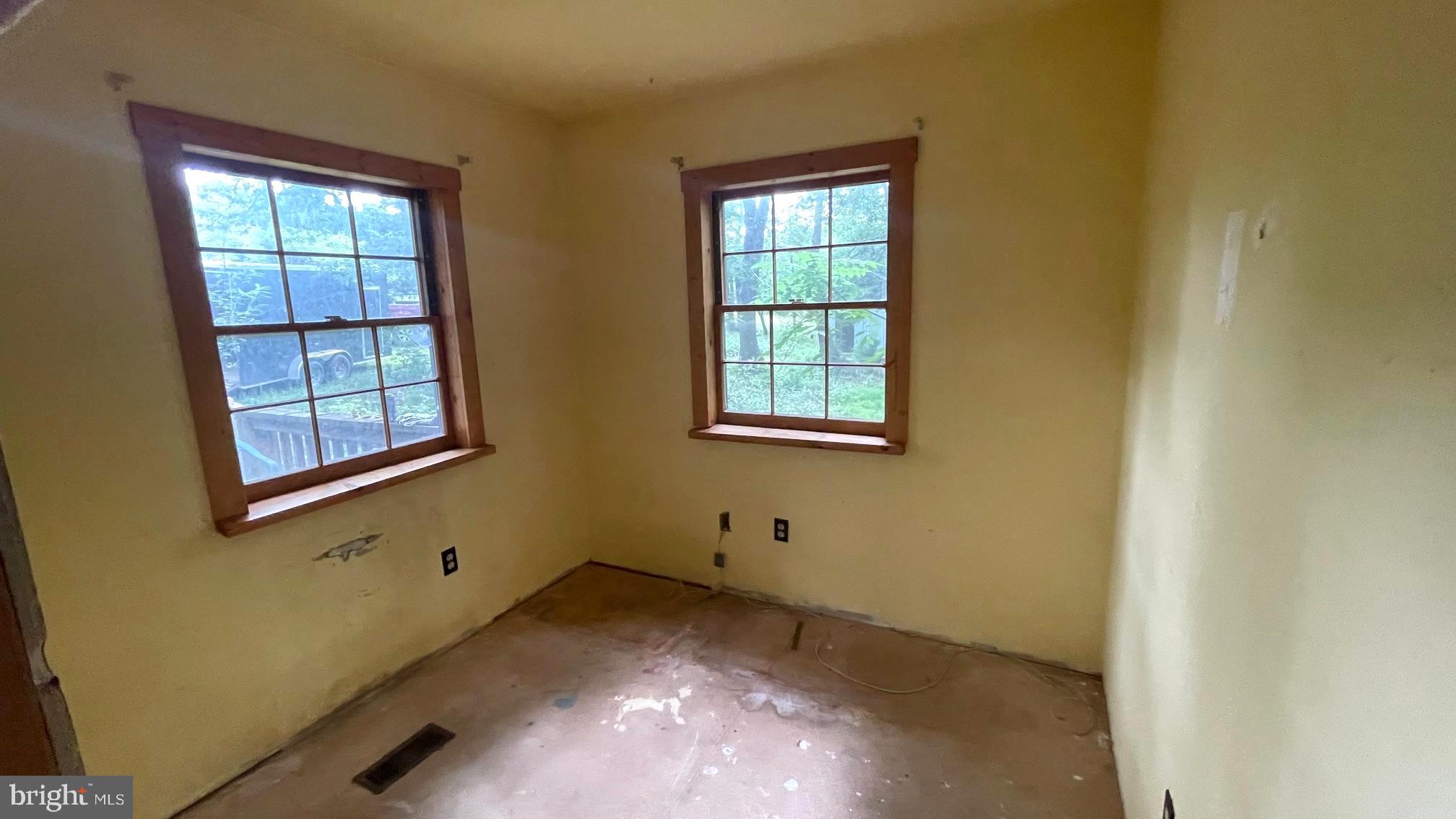 POTOMAC HIGHLAND FARM - Residential