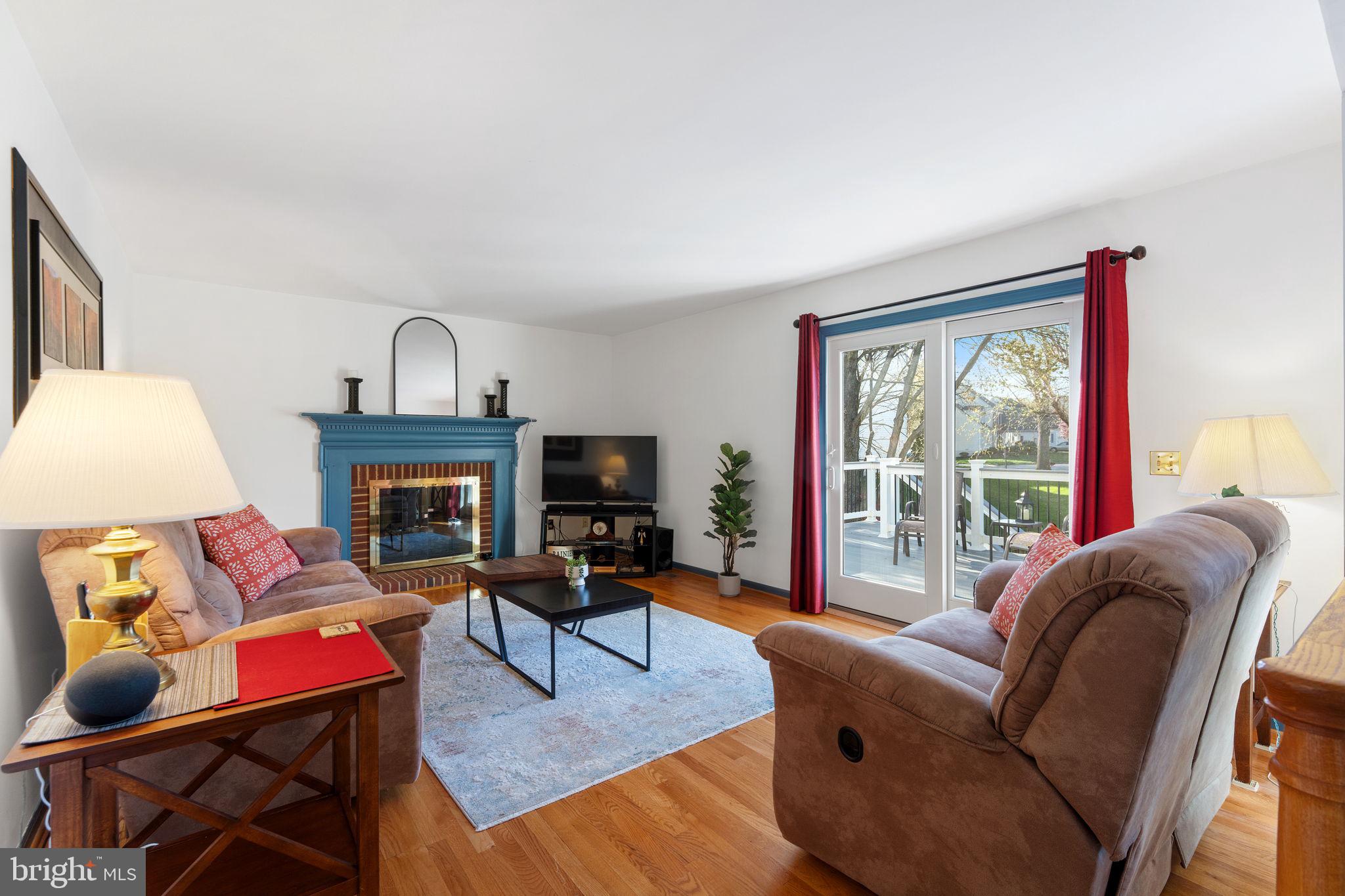 ASHBURN VILLAGE - Residential