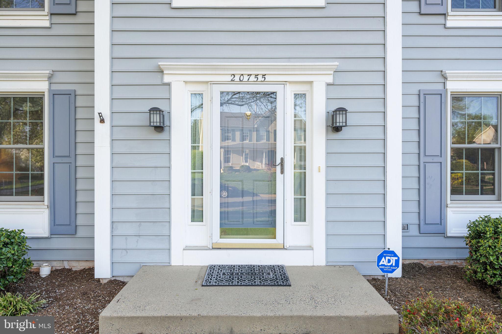 ASHBURN VILLAGE - Residential