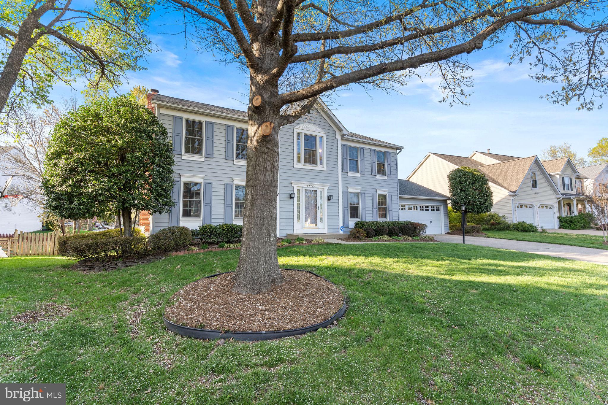 ASHBURN VILLAGE - Residential