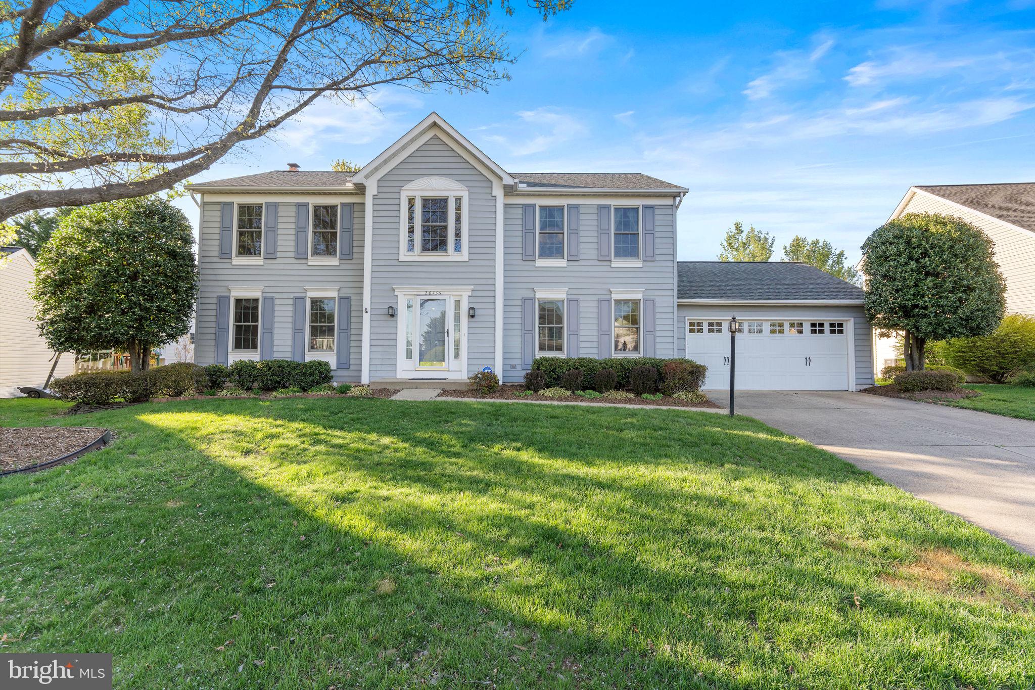 ASHBURN VILLAGE - Residential