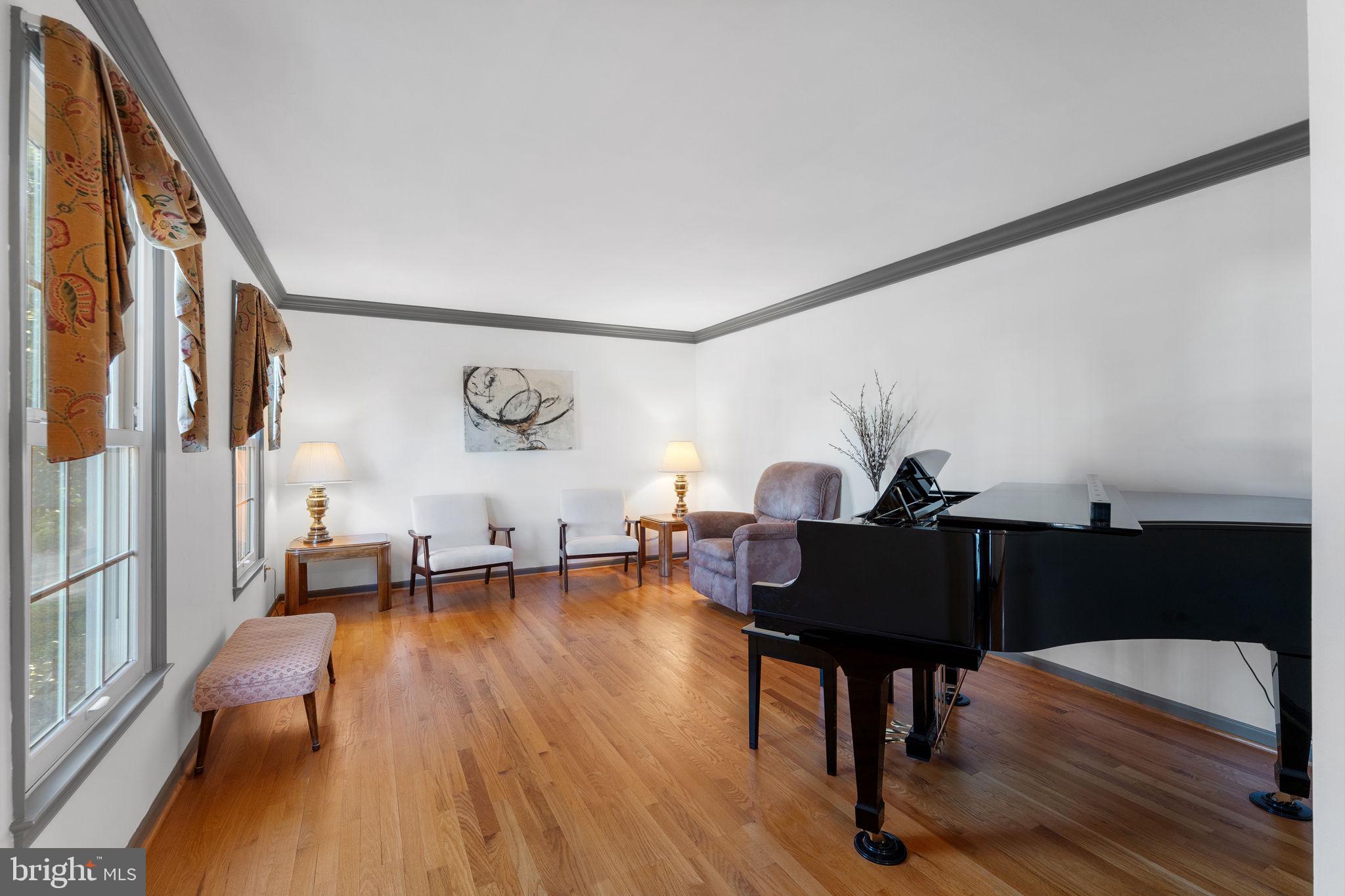 ASHBURN VILLAGE - Residential